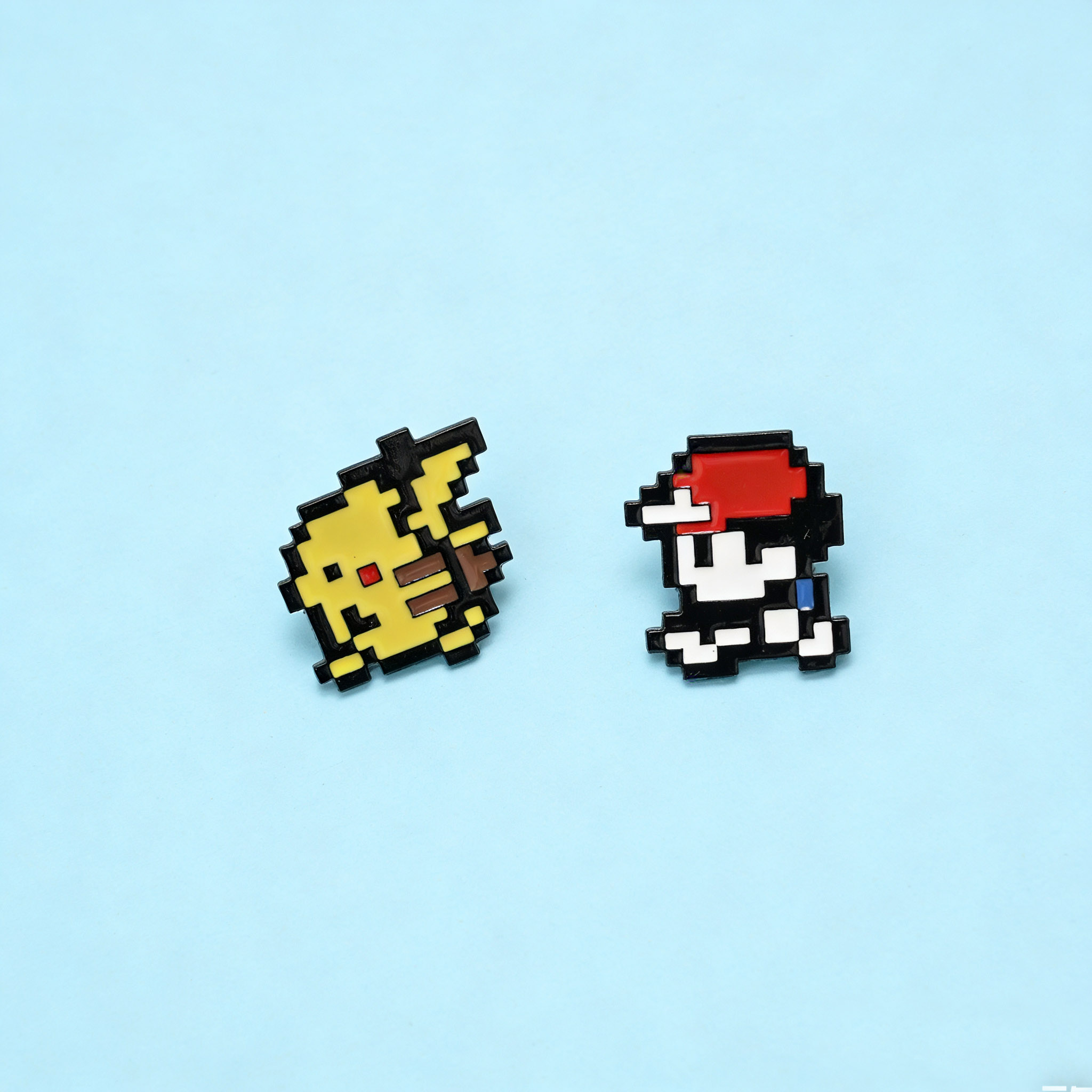 2 Peças Pins de Esmalte Retrô  - Retro Gaming Pokemon avaliação e preço